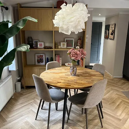 Luxurious Family De Boschrand With Private Jacuzzi *
